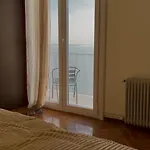 The Luxurious House Sea Front - Apartamento *