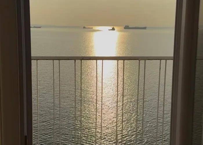 The Luxurious House Sea Front - Διαμέρισμα *