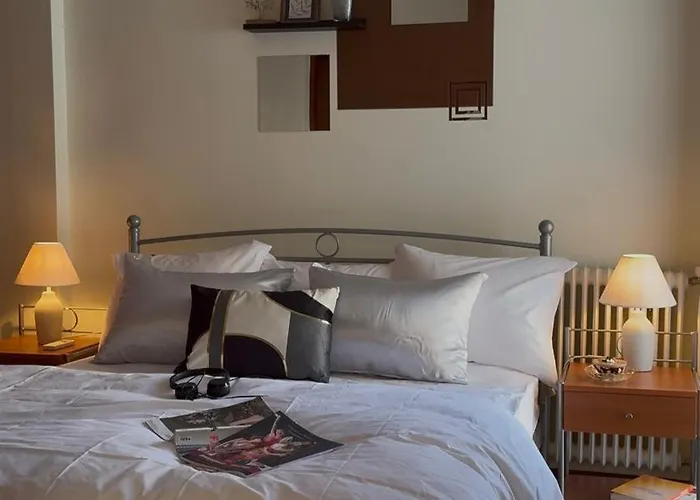 Daire The Luxurious House Sea Front - *