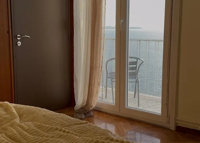 The Luxurious House Sea Front - Daire